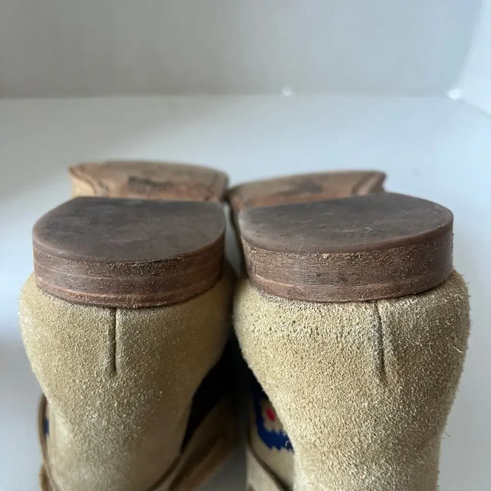 Soludos Suede Moccasin Womens Boots Sz 7 Boho Southwestern Embroidered  Festival